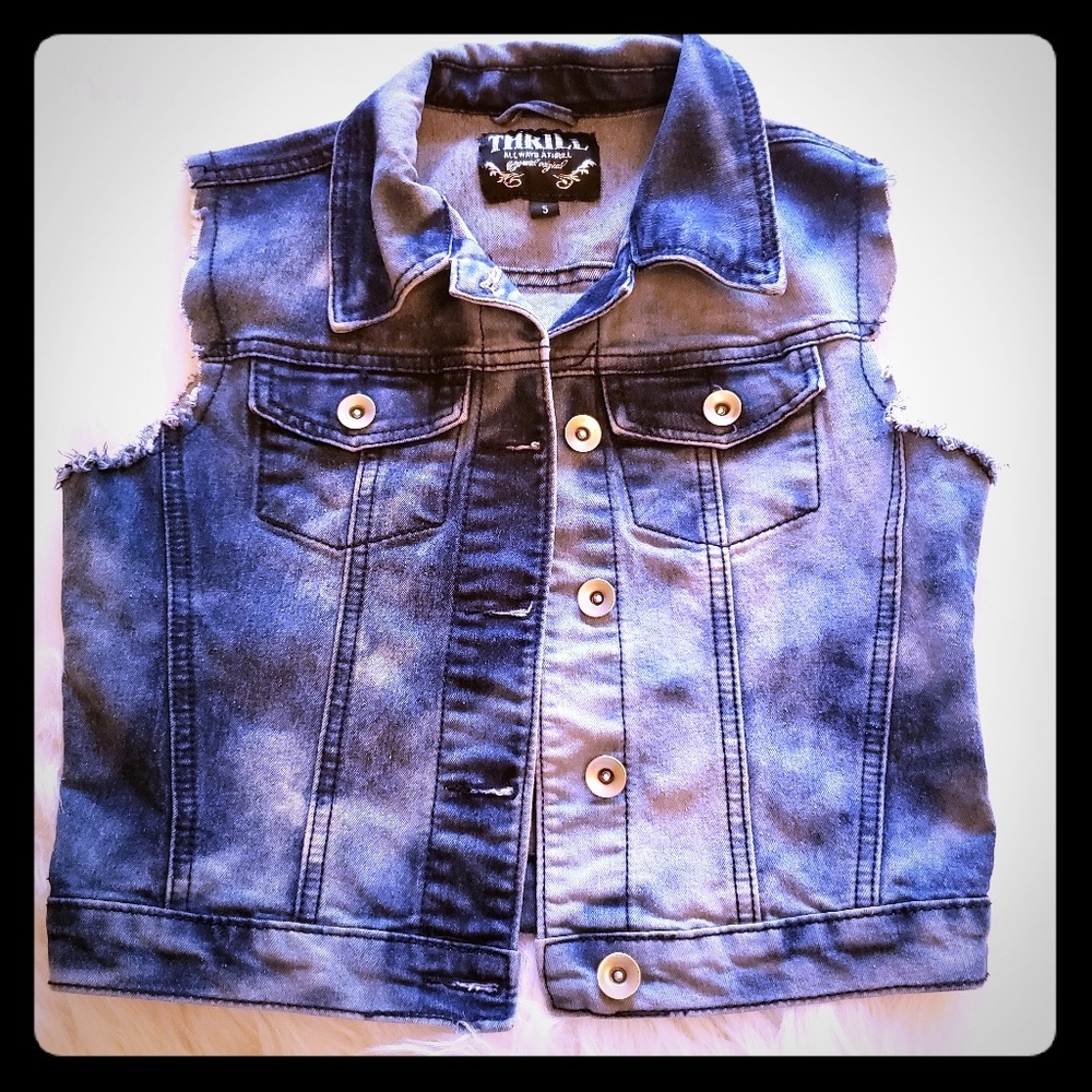 Thrill Always A Thrill Sz L Distressed Denim Vest